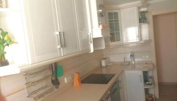 Piso en calle Campoamor, 2