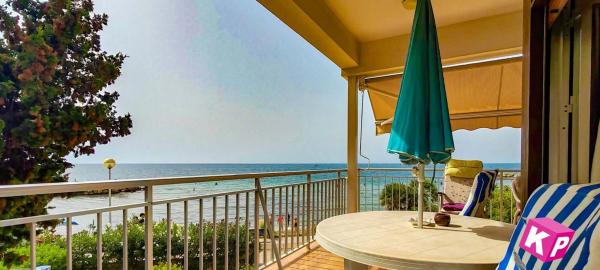 Chalet pareado en avenida de la Armada Española