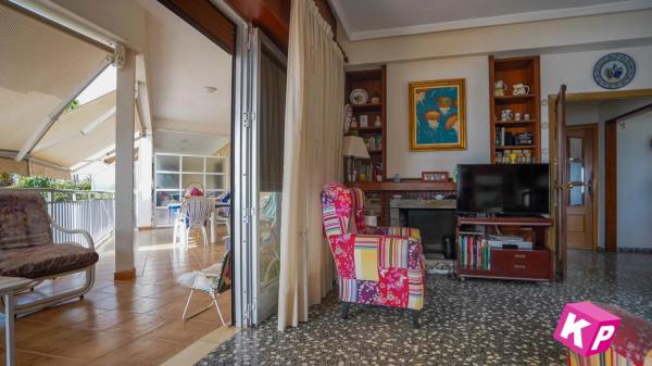 Chalet pareado en avenida de la Armada Española