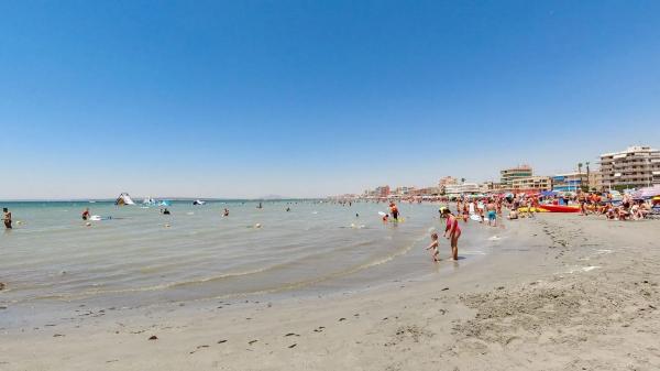 Piso en calle Sax, 1