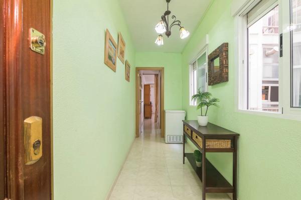 Piso en ronda Av, 45