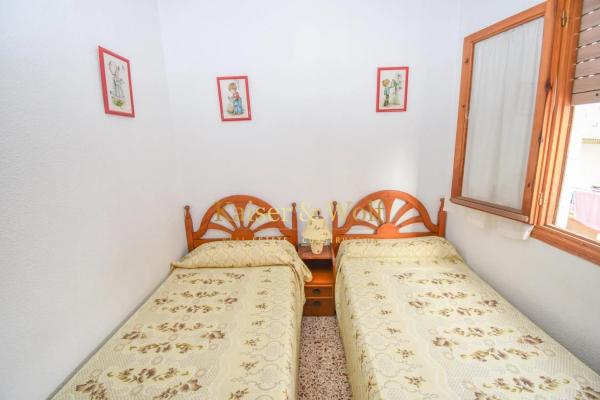 Casa independiente en avenida Albacete