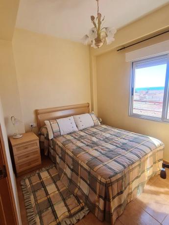 Piso en calle Yecla s/n