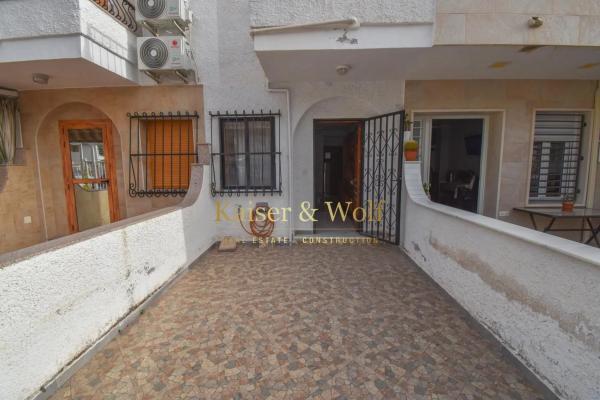 Casa independiente en avenida Albacete