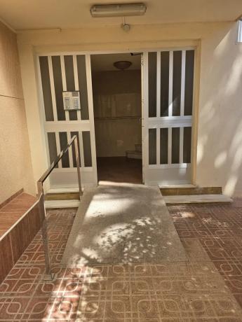 Piso en calle Yecla s/n