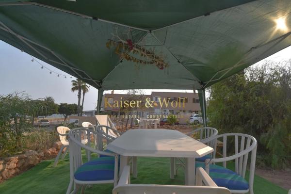 Casa independiente en avenida de la Armada Española