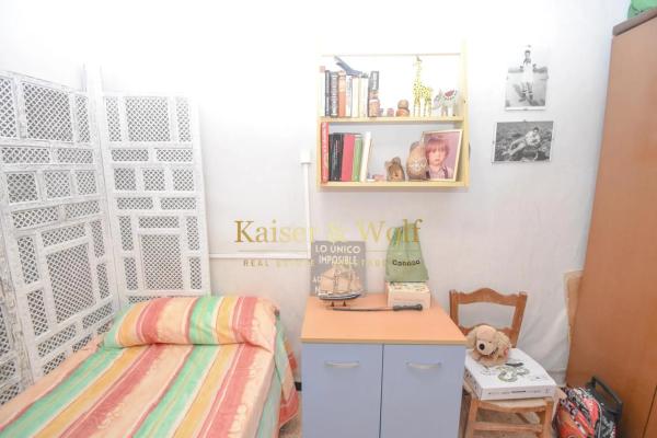 Casa independiente en avenida de la Armada Española