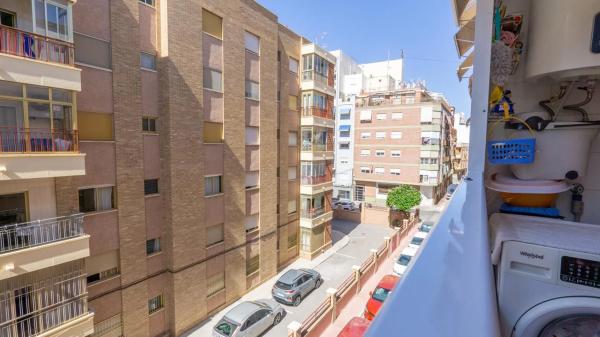 Piso en calle Francisco Marina