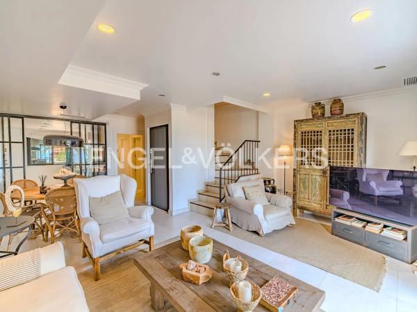 Chalet adosado en ingenieros, 1