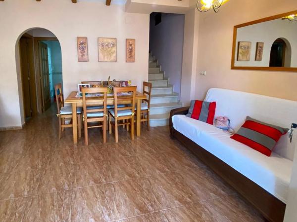 Casa independiente en avenida Zaragoza