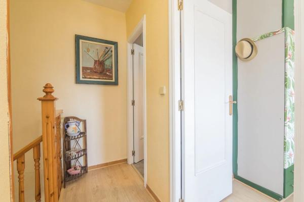 Chalet adosado en calle Juan Sebastián Elcano