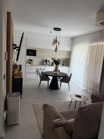 Piso en calle Carcaixent, 13