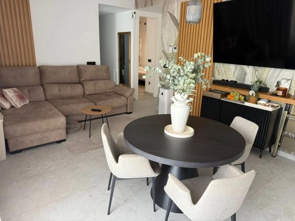 Piso en calle Carcaixent, 13