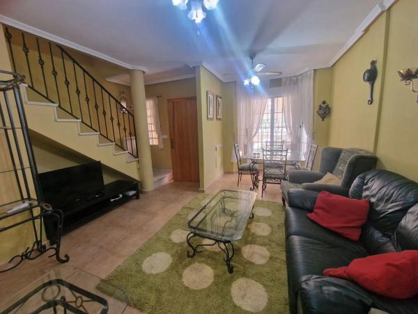 Chalet adosado en avenida l'Herba Bona, 88