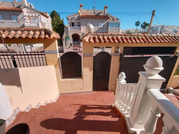 Chalet adosado en avenida d'Espanya