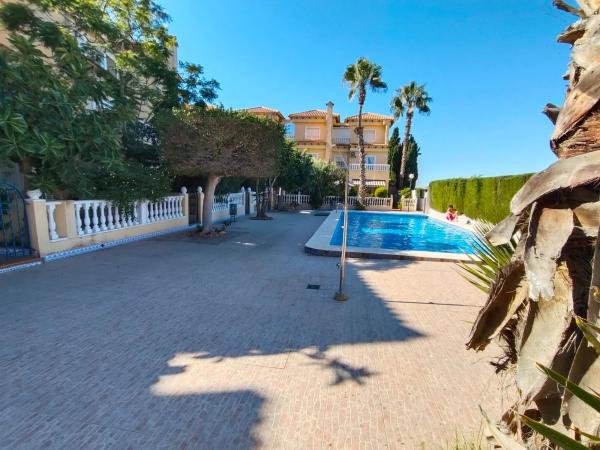 Chalet adosado en avenida d'Espanya