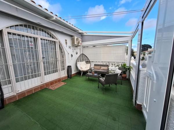 Chalet adosado en calle l'Albardi, 18