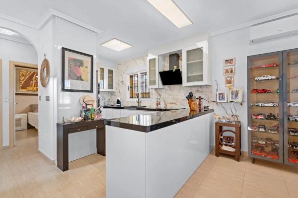 Casa independiente en calle la Rambla