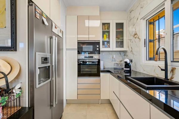 Casa independiente en calle la Rambla