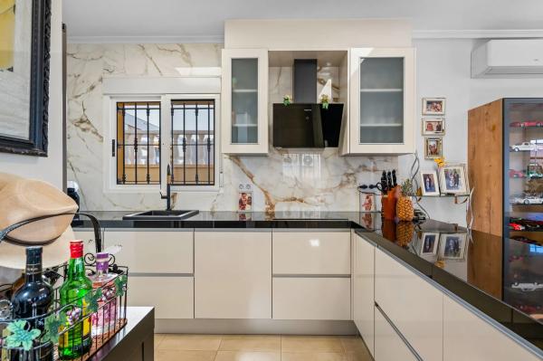 Casa independiente en calle la Rambla