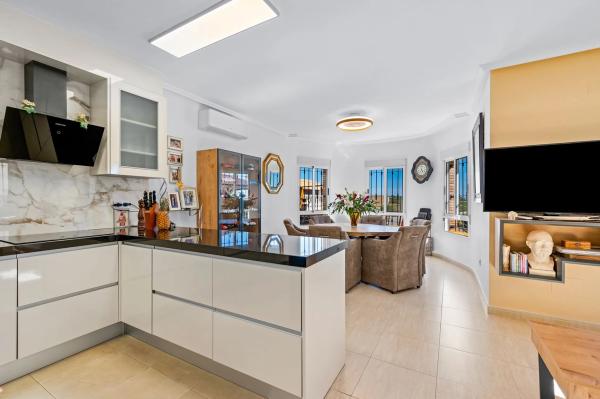 Casa independiente en calle la Rambla