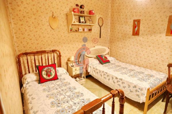 Casa independiente en avenida del País Valencià, 88