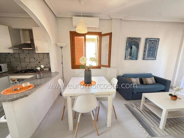 Chalet adosado en calle Estocolmo