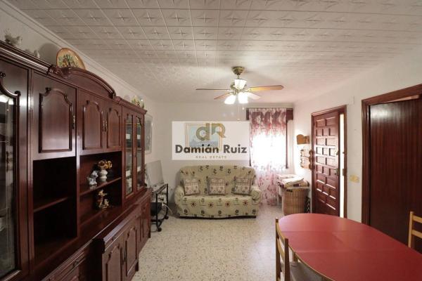 Chalet en Urbanización Moncayo, 1