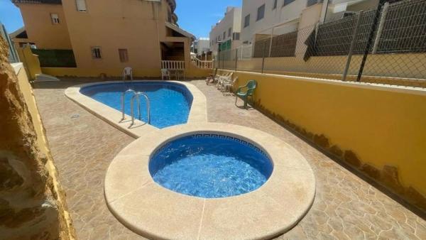 Chalet en Urbanizaciones