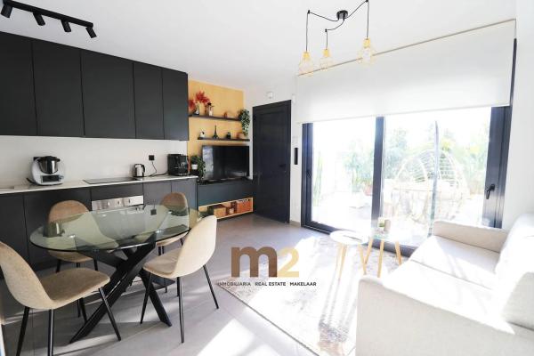 Chalet adosado en calle Carcaixent