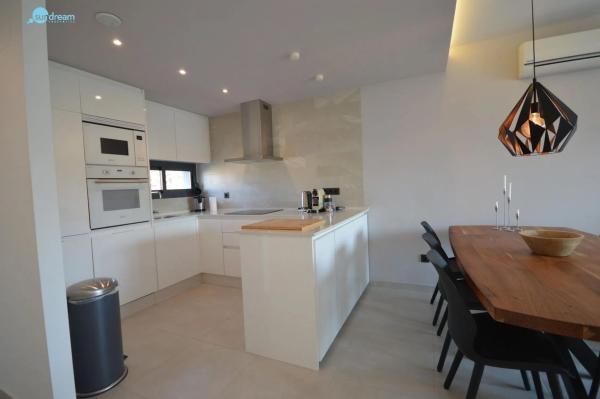 Ático en Urbanizaciones