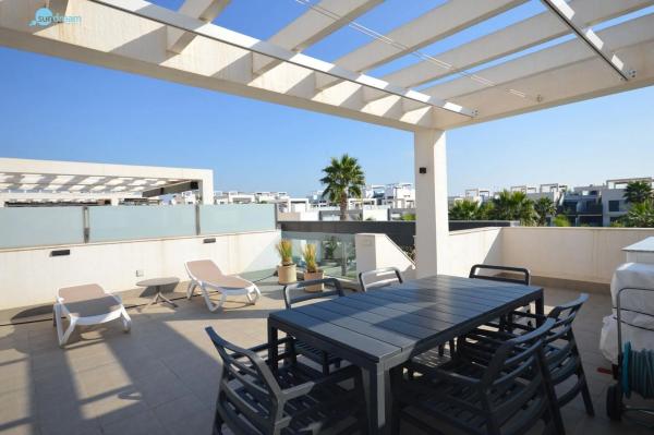 Ático en Urbanizaciones