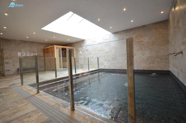 Ático en Urbanizaciones