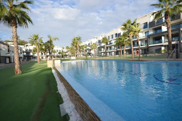 Ático en Urbanizaciones