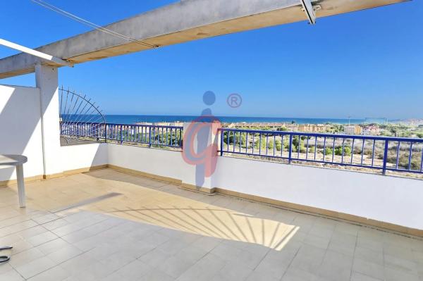 Dúplex en calle Giner de los Ríos, 29