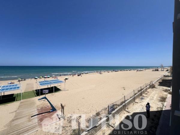 Piso en avenida de la Libertad