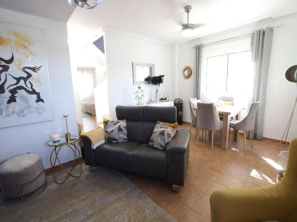 Casa independiente en calle Vicente Aracil