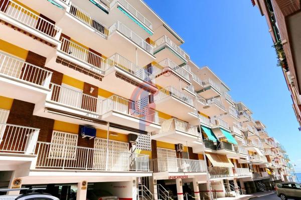 Piso en calle General Prim, 16