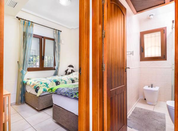 Casa independiente en CL Manuel Ferrandez