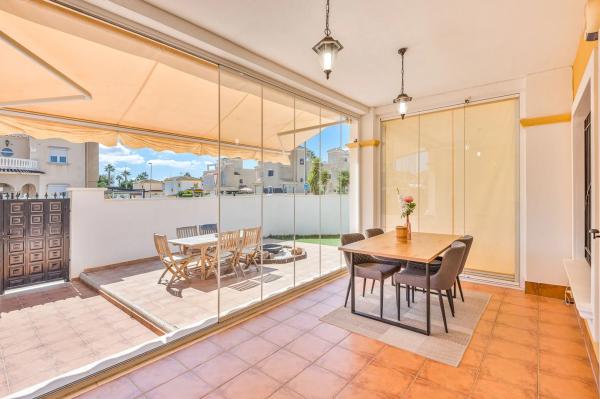 Casa independiente en CL Manuel Ferrandez