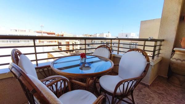 Piso en puerta de Argel, 5