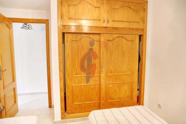 Piso en avenida de Cervantes, 190