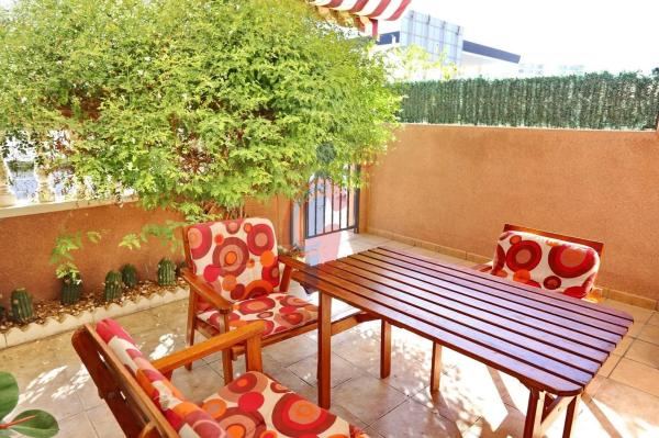 Piso en calle Maestro Alfonso Marín, 1