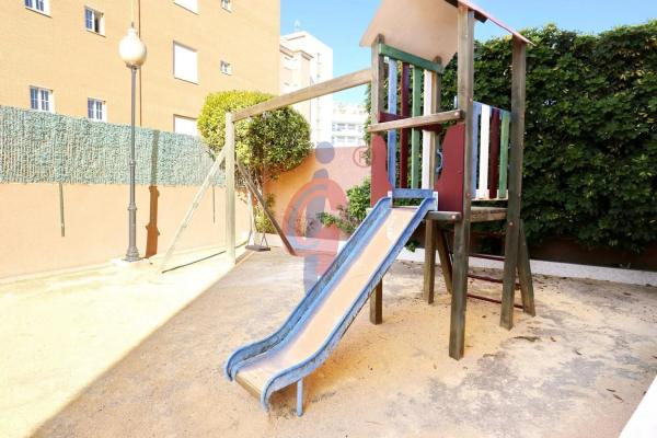 Piso en calle Maestro Alfonso Marín, 1