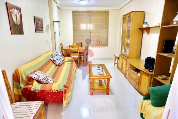 Piso en calle Maestro Alfonso Marín, 1