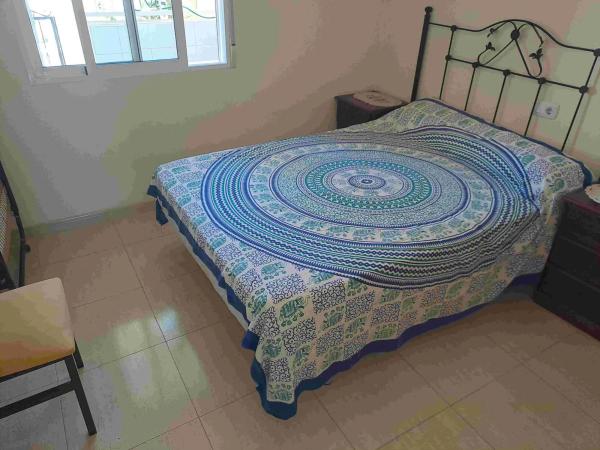 Chalet adosado en calle la Palomina