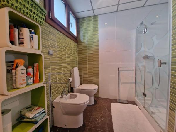 Chalet pareado en calle Xile, 2 D