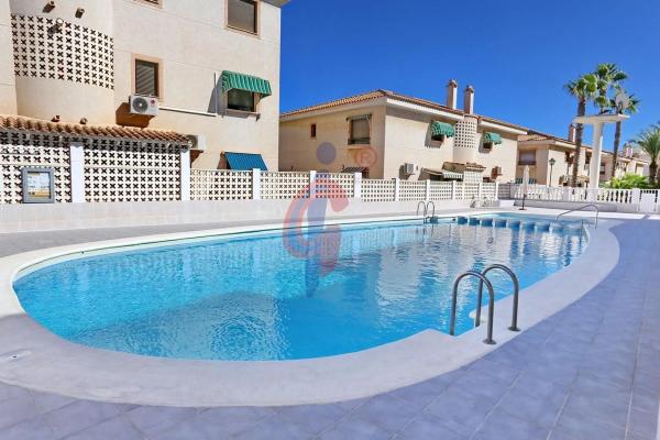 Dúplex en calle Dolores Viudes Blasco, 131