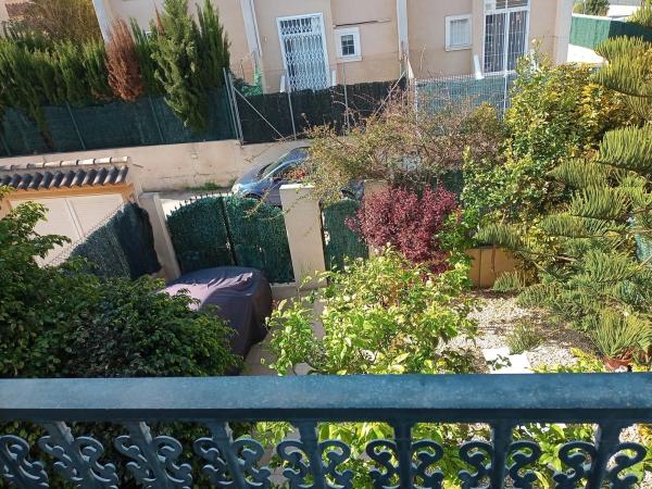 Chalet pareado en calle el Moll, 11