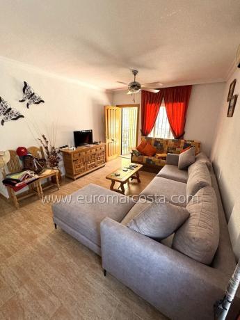 Chalet adosado en calle el Moll